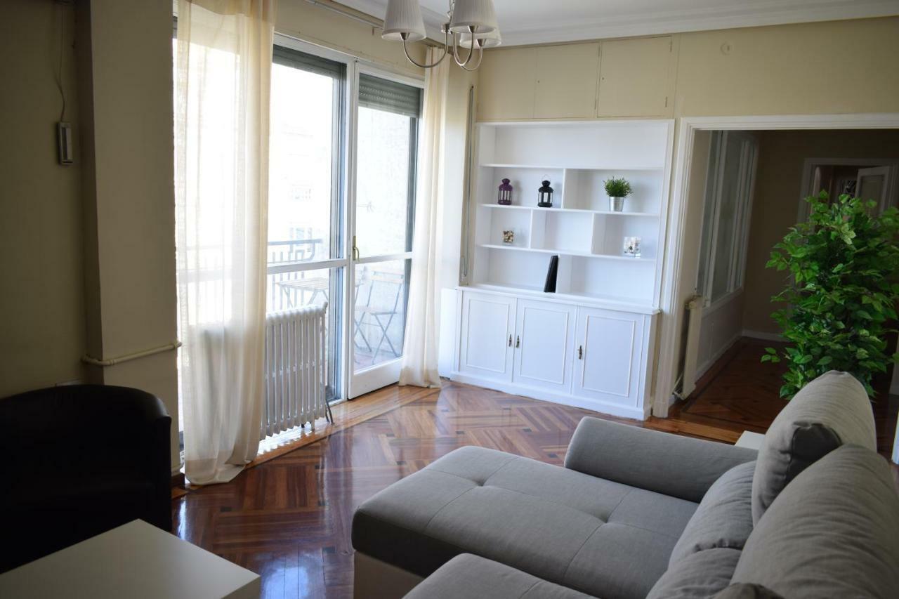 Appartamento Espacios Blanco Santiago - Con Parking. Valladolid Esterno foto
