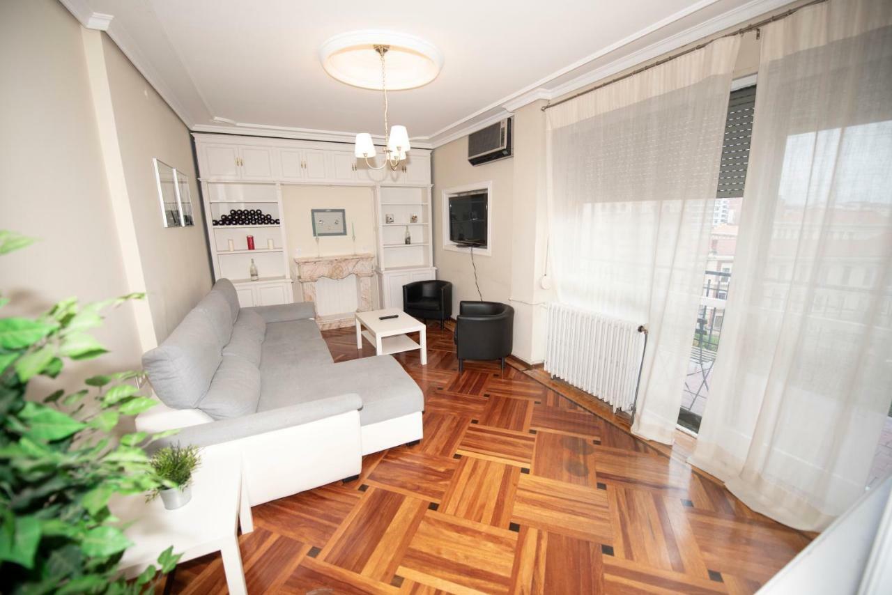 Appartamento Espacios Blanco Santiago - Con Parking. Valladolid Esterno foto