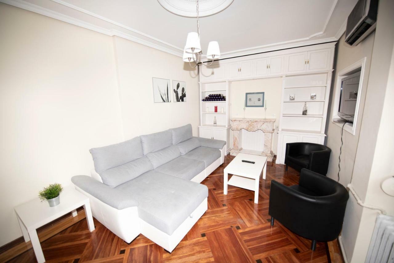 Appartamento Espacios Blanco Santiago - Con Parking. Valladolid Esterno foto
